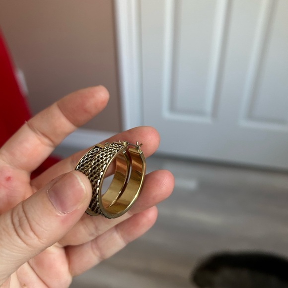 4/$50 Gold Textured Hoop Earrings VTG mesh 😊 - Picture 4 of 7